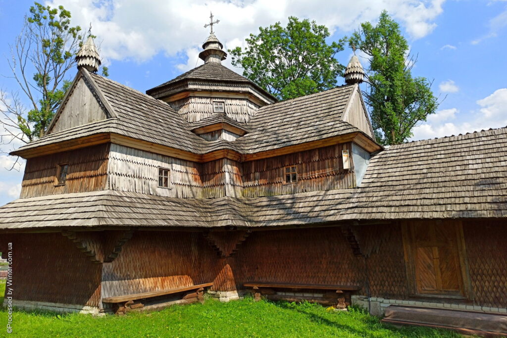 Струківська церква початку XIX століття у Ясині