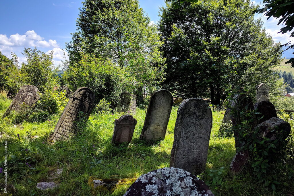Єврейський цвинтар у Ясині